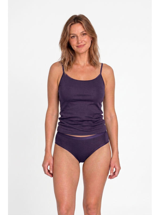 Hemd Christine amethyst Vorderansicht am Model