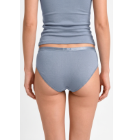 Slip Christine bleu Rückansicht am Model
