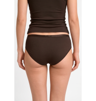 Slip Christine marroni Rückansicht am Model