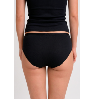 Slip Vera schwarz Rückansicht am Model