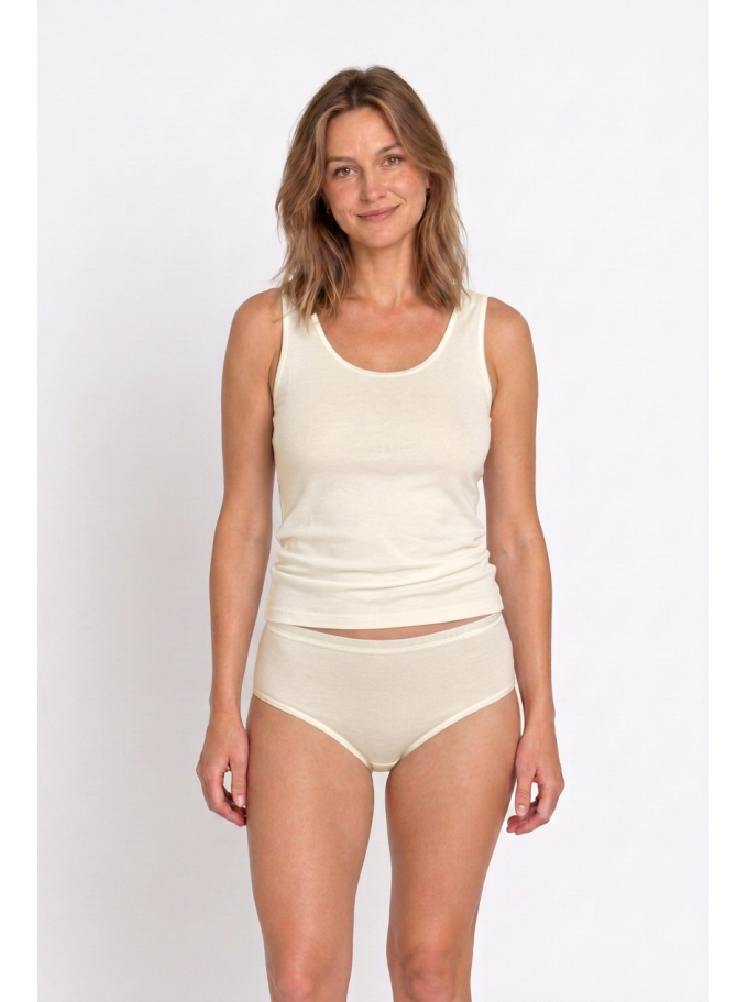 Hemd Vera champagner Vorderansicht am Model